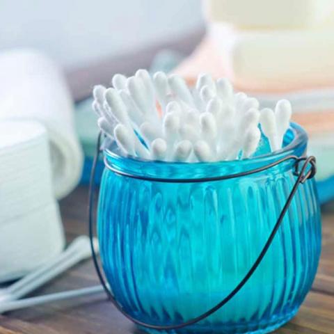 В правительстве предложили запретить ватные палочки и одноразовую посуду В правительстве предложили запретить ватные палочки и одноразовую посуду