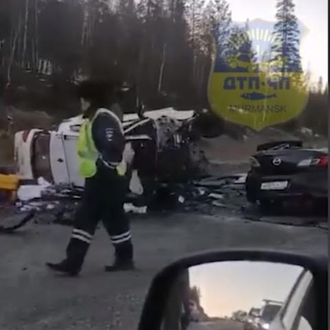 В жутком ДТП на трассе погибли телеведущая и её спутники