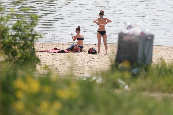 &laquo;Давно не было таких аномалий&raquo;: мэр Казани поручил быстрее открывать пляжи в раскаленном от жары городе    