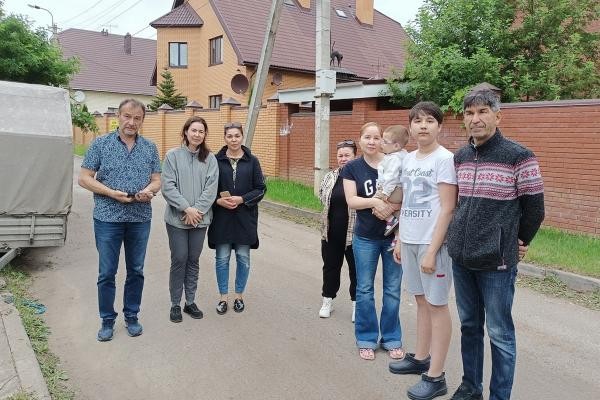 &laquo;Раскурочили на глазах у детей!&raquo;: жители казанского поселка винят в сносе детской площадки &laquo;удащливых&raquo;