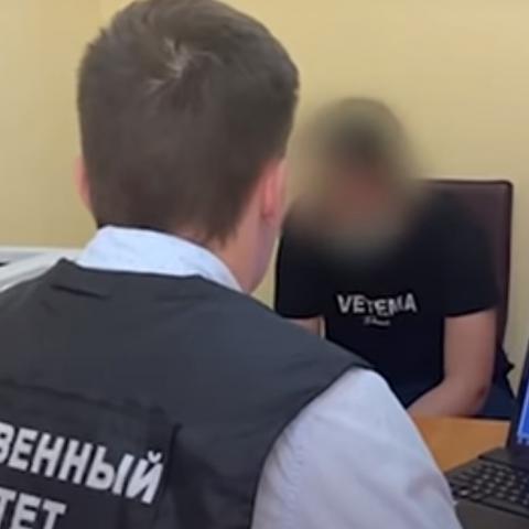 "Я начала нервничать, взяла нож": Вожатая подмосковного лагеря рассказала на допросе, за какие слова жестоко убила коллегу (ВИДЕО)