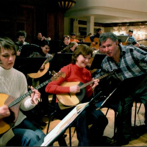 4 июля основателю и дирижеру оркестра Анатолию Шутикову исполняется 75 лет (УНИКАЛЬНЫЕ ФОТОГРАФИИ) 4 июля основателю и дирижеру оркестра Анатолию Шутикову исполняется 75 лет (УНИКАЛЬНЫЕ ФОТОГРАФИИ)