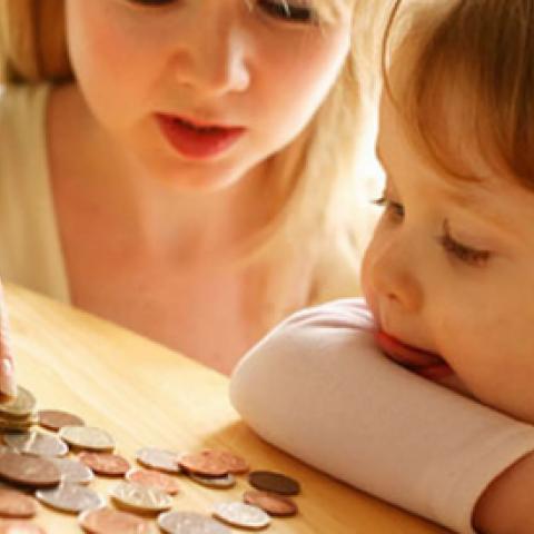 Россиян предупредили о возможности потери детских выплат не по своей вине