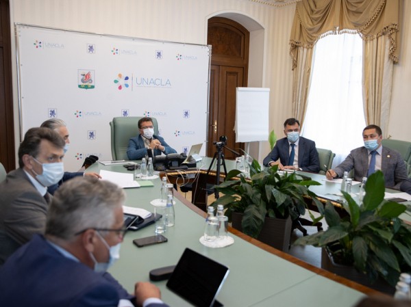 Мэр Казани провел в Исполкоме совещание по развитию городских поселков