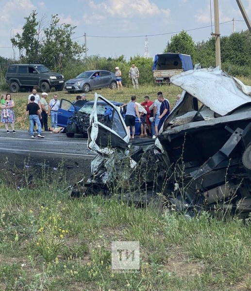 В Тукаевском районе произошла серьезная авария, в которой погиб ребенок (ФОТО)