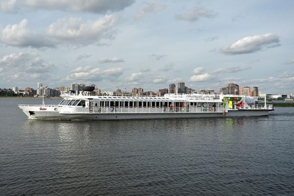 Только для ВИПов: почему прогулочный теплоход &laquo;Чайка&raquo; недоступен для казанцев