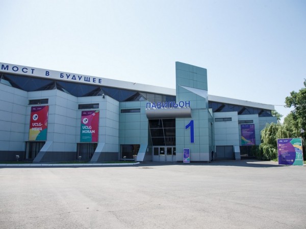 Афиша Казани на первый летний уикенд: узнать историю денима и станцевать на Пушкинском балу