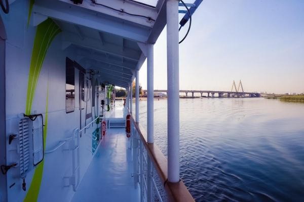 Только для ВИПов: почему прогулочный теплоход &laquo;Чайка&raquo; недоступен для казанцев