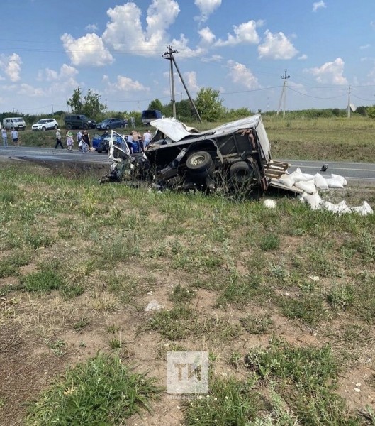 В Тукаевском районе произошла серьезная авария, в которой погиб ребенок (ФОТО)
