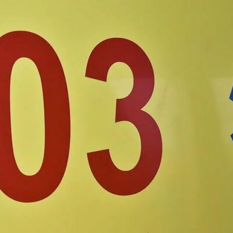 Скончался мужчина, которого вместе с ребенком сбили на пешеходном переходе в Казани (ВИДЕО)