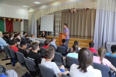 Представитель Общественного совета принял участие в профилактической беседе для воспитанников пришкольного лагеря 