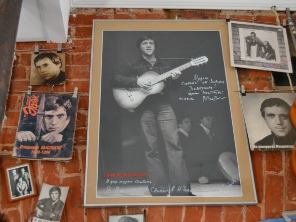 Афиша Казани на первый летний уикенд: узнать историю денима и станцевать на Пушкинском балу