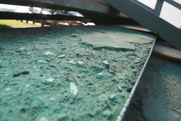 &laquo;Можно сказать, они моего отца убили!&raquo;: казанец впал в кому после падения в надземном переходе