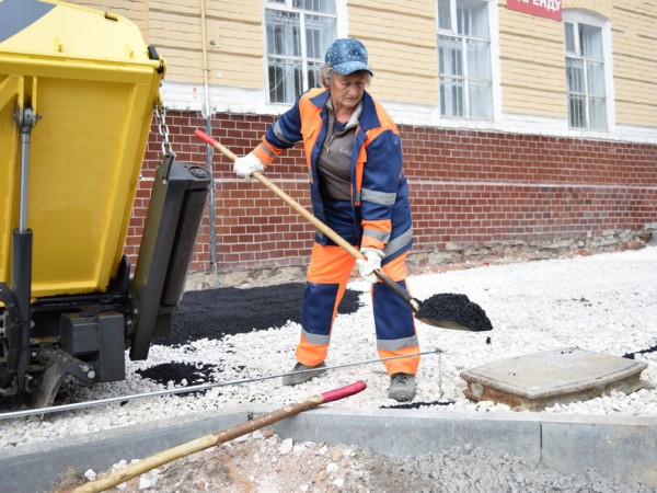И.Метшин проконтролировал ход капремонта дорог в Кировском и Ново-Савиновском районах Казани