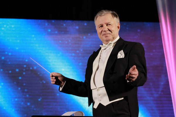 4 июля основателю и дирижеру оркестра Анатолию Шутикову исполняется 75 лет (УНИКАЛЬНЫЕ ФОТОГРАФИИ) 4 июля основателю и дирижеру оркестра Анатолию Шутикову исполняется 75 лет (УНИКАЛЬНЫЕ ФОТОГРАФИИ)