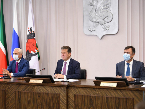 И.Метшин: &laquo;Рынок труда в Казани постепенно выходит на прежний уровень&raquo;