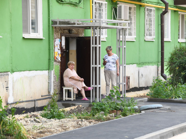 Градиентный фасад, общественный огород и подкова на счастье: как изменится дом №7 и двор на ул.Чкалова