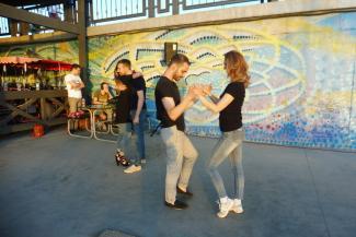 Танцуют все! Казанские финансисты, программисты и врачи с упоением отдаются сальсе и бачате