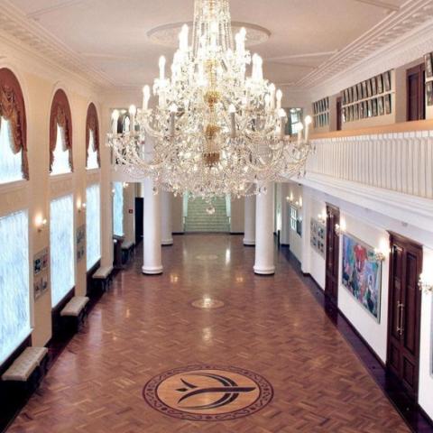 С сегодняшнего дня возобновляет свою работу касса Филармонии