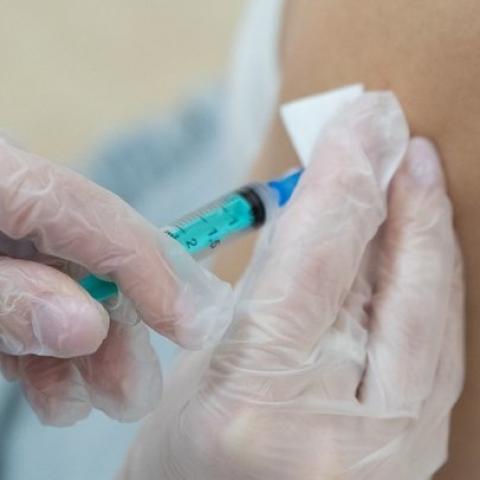 В Казани задержали подозреваемую в продаже поддельных справок о вакцинации