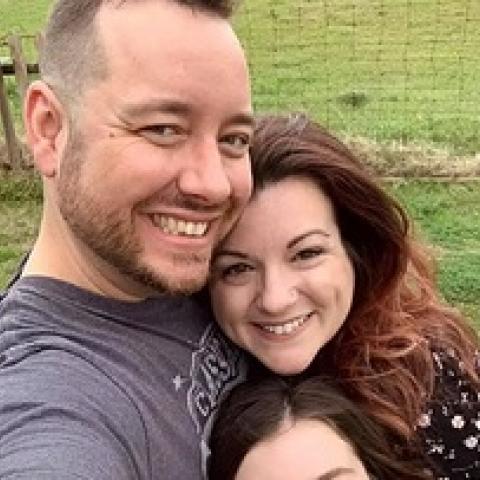 Мужчина за ночь забыл жену и большую часть жизни из-за неизвестной болезни Мужчина за ночь забыл жену и большую часть жизни из-за неизвестной болезни