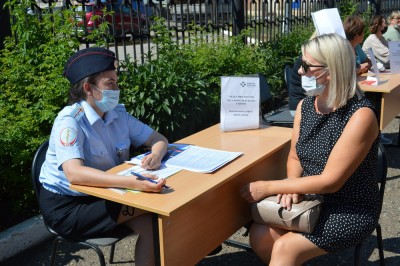 Полицейские приняли участие в &laquo;Ярмарке вакансий&raquo;