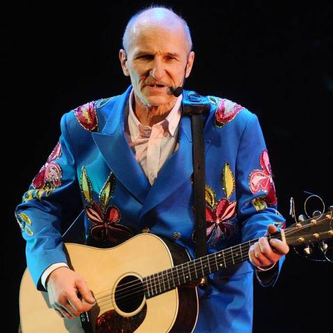 Умер Петр Мамонов