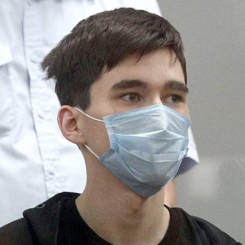 Суд продлил арест расстрелявшему детей в казанской школе