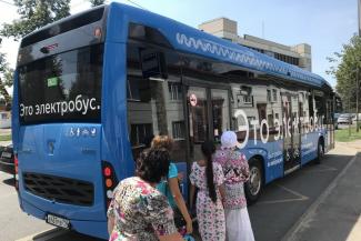 &laquo;А зачем нам это чудо света?&raquo;: тихий и прохладный синий электробус напугал пассажиров казанских &laquo;краснобусов&raquo; 