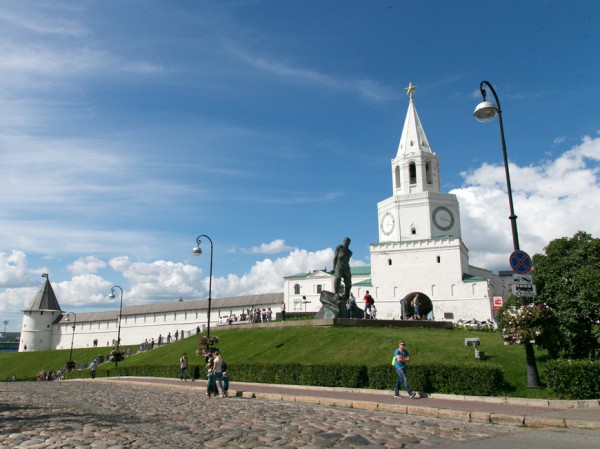 Выходные в Казани: триатлон, медитация в парке, аргентинское танго на набережной и концерт La Primavera