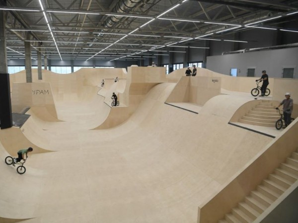 Крытый комплекс экстрим-парка &laquo;Урам&raquo; в Казани посетили Рустам Минниханов и Ильсур Метшин