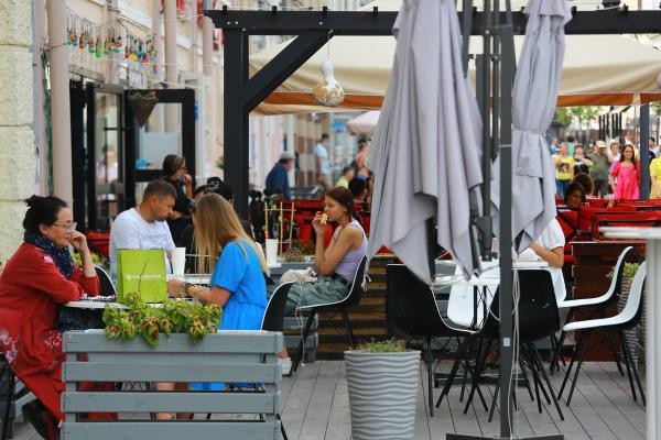 В Питере - пить, в Казани - закусывать: «гастрономическая столица России» не признает упреков в самозванстве В Питере - пить, в Казани - закусывать: «гастрономическая столица России» не признает упреков в самозванстве