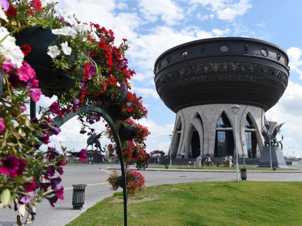 Казань празднует День города: где посмотреть салют, какие звезды выступят, и как будет работать общественный транспорт