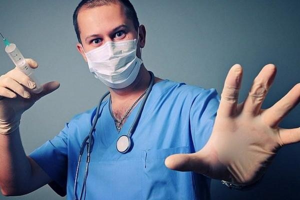 &laquo;Им лапшу на уши навешают - они и верят&raquo;: стоматологи заставляют казанцев брать кредиты &laquo;на зубы&raquo;