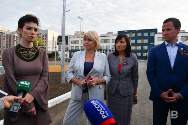 Памятником погибшим в гимназии №175 стал мемориальный сад