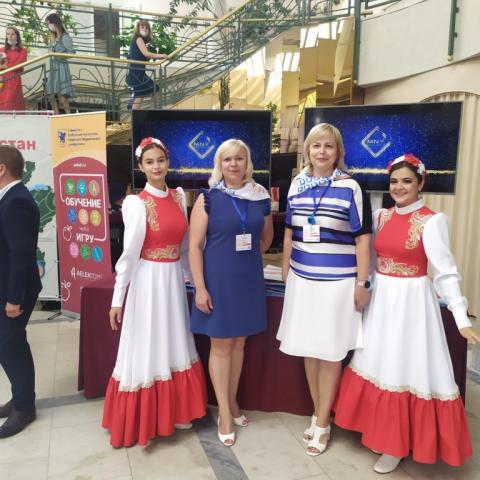 Международный Фестиваль школьных учителей в Елабуге 2021 – Поверх барьеров Международный Фестиваль школьных учителей в Елабуге 2021 – Поверх барьеров