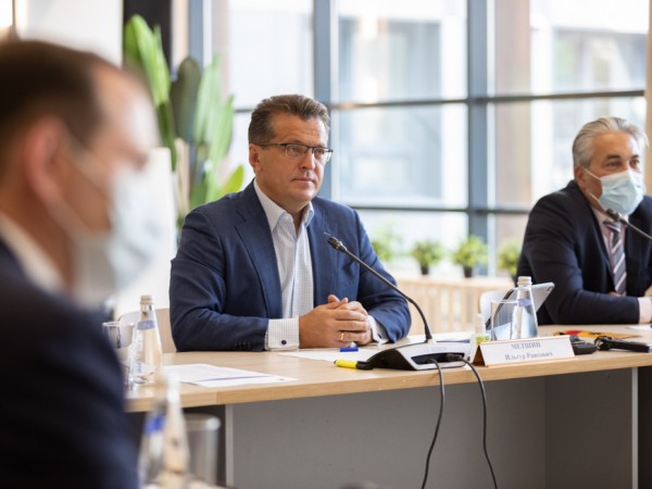 И.Метшин о решении вопроса бездомных собак: &laquo;Мы заинтересованы в выработке лучшей практики, сейчас таковой в России пока нет&raquo;