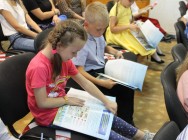 К акции «Помоги собраться в школу» подключились чистопольские полицейские и общественники К акции «Помоги собраться в школу» подключились чистопольские полицейские и общественники