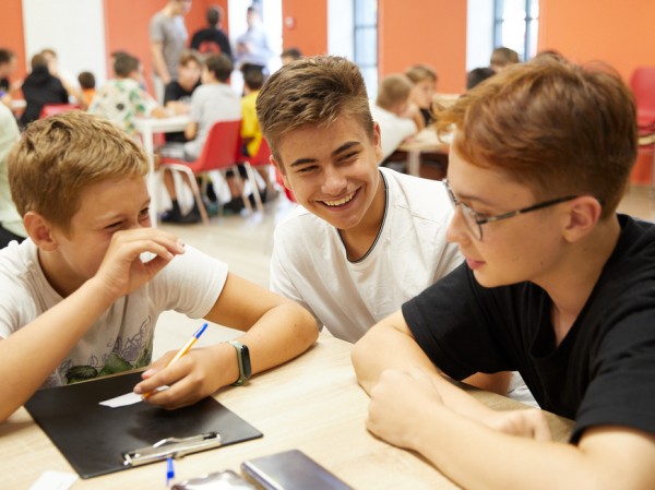 Семикратный обладатель Кубка Мэра Казани в игре &laquo;Что? Где? Когда?&raquo; провел для детей интеллектуальные соревнования