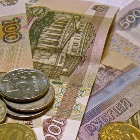 Путин предложил выплатить 50 тысяч рублей части пенсионеров