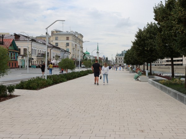 На набережной озера Кабан проходит фотовыставка &laquo;Старейшины Старо-Татарской слободы&raquo;