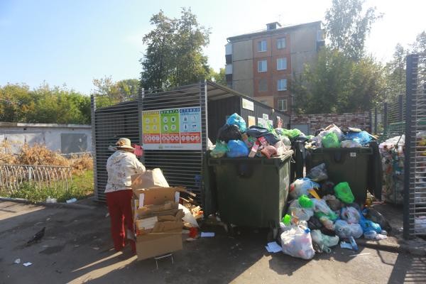 &laquo;Сделали для показухи&raquo;: как в отдельно взятом казанском дворе провалилась идея раздельного сбора мусора