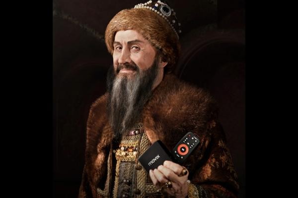 &laquo;У него и борода точно такая же!&raquo;: в Казани разгорелся скандал из-за рекламы с царем, похожим на Ивана Грозного