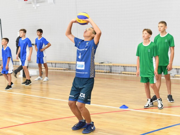 В микрорайоне «Салават Купере» открылся лицей №188 «Бионика» на 1224 места В микрорайоне «Салават Купере» открылся лицей №188 «Бионика» на 1224 места