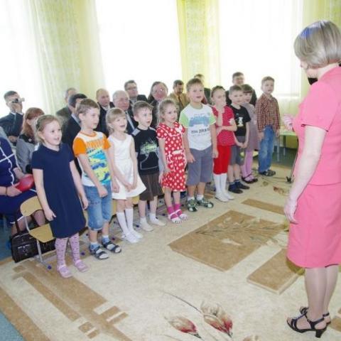 Зарплаты мизерные, а детей все больше: из детсадов Набережных Челнов увольняются сотрудники