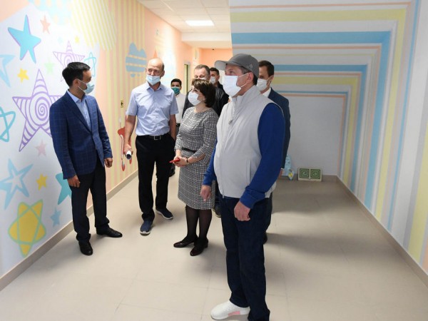 Мэр Казани оценил качество нового детского сада на 220 мест в ЖК «Мой ритм» Мэр Казани оценил качество нового детского сада на 220 мест в ЖК «Мой ритм»