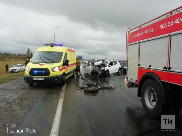 Один человек погиб и двое пострадали в ДТП на трассе под Челнами (ФОТО)