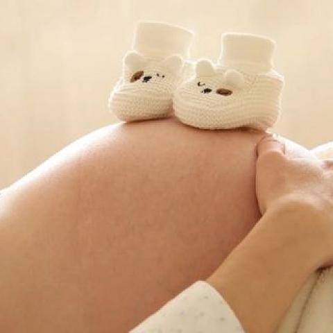 Почему отказали в выплате беременной женщине?