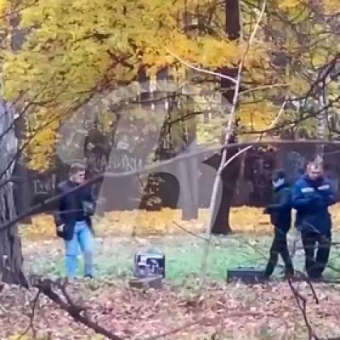 Задержан парень, устроивший стрельбу у школы в Москве Задержан парень, устроивший стрельбу у школы в Москве