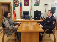 Полицейские совместно с общественным советом при Управлении МВД России по г. Казани провели классный час по финансовой грамотности в режиме онлайн